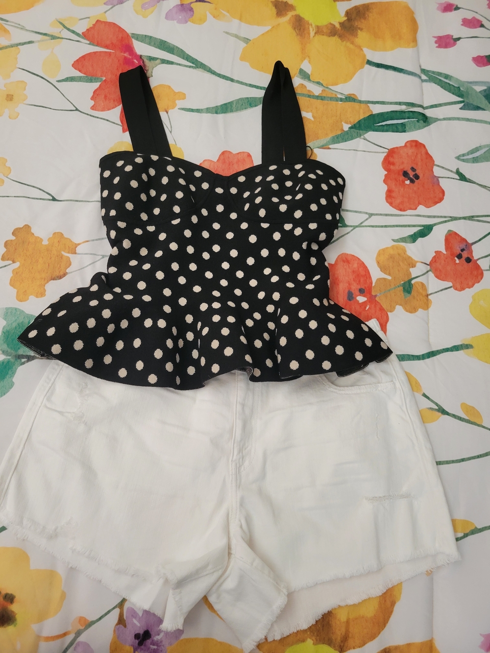 Aerie White Shorts with Elastic Waist